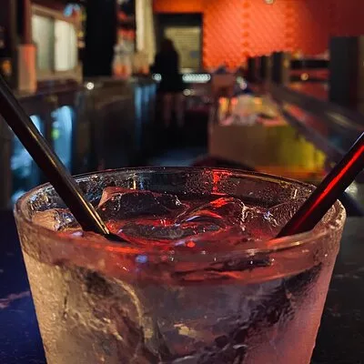 Minneapolis Local Bar Tour with Tastings